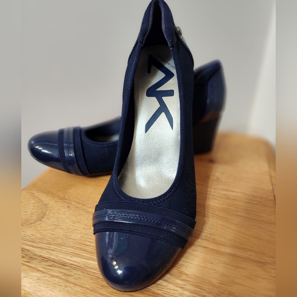 Elegant Anne Klein Navy Blue Women's Shoes
